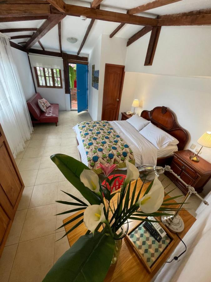 Iguanazu Bed & Breakfast Гуаякиль Экстерьер фото