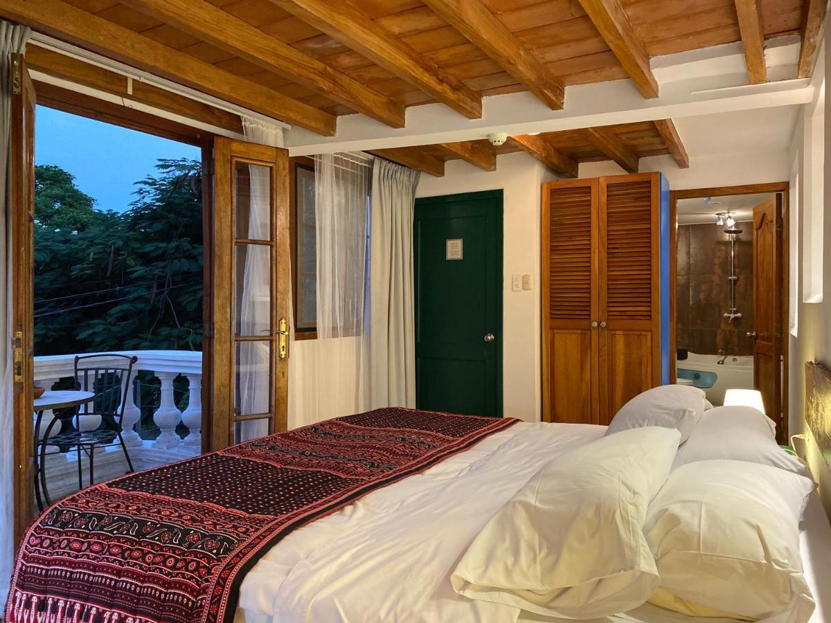 Iguanazu Bed & Breakfast Гуаякиль Экстерьер фото